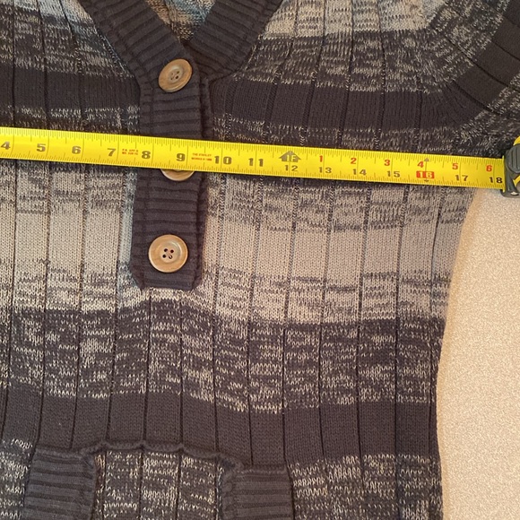 Roxy - Long sleeve Striped Sweater. Size XL - Picture 6 of 9